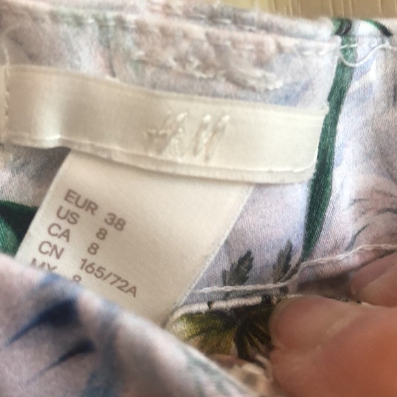 H&M Womans Floral Jeans Size 8 - Picture 7 of 7